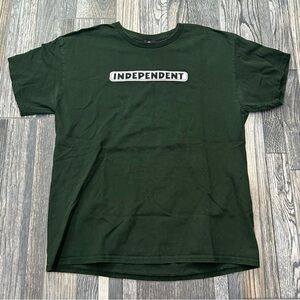 🔥🔥 Vintage INDEPENDENT‎ Truck Company Green Graphic Skateboard Tee Sz Lg - EUC